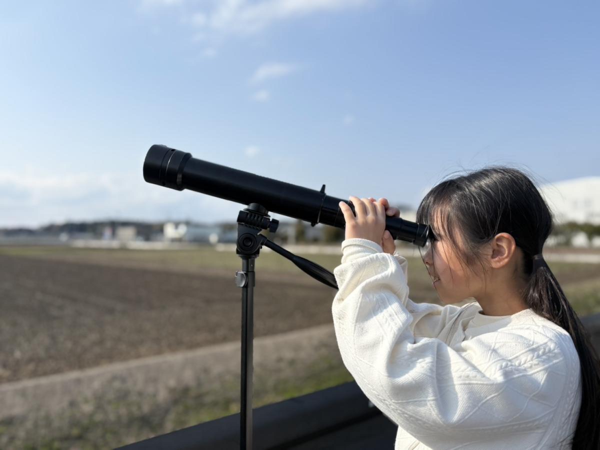 作成する天体望遠鏡　※三脚は含まれません。の詳細を見る