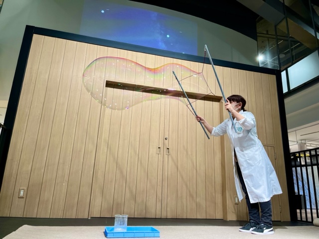 シャボン玉の科学の詳細を見る