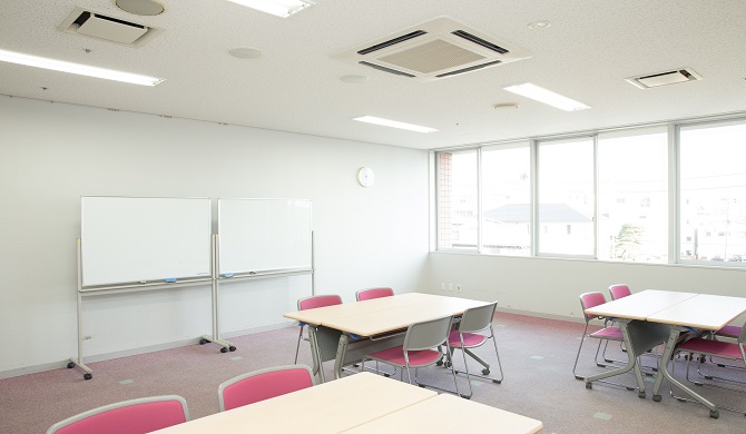 会議室(2階)に関するページ