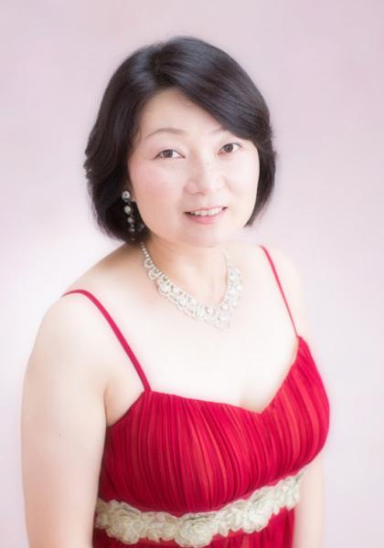 岡部恵美子（ソプラノ）